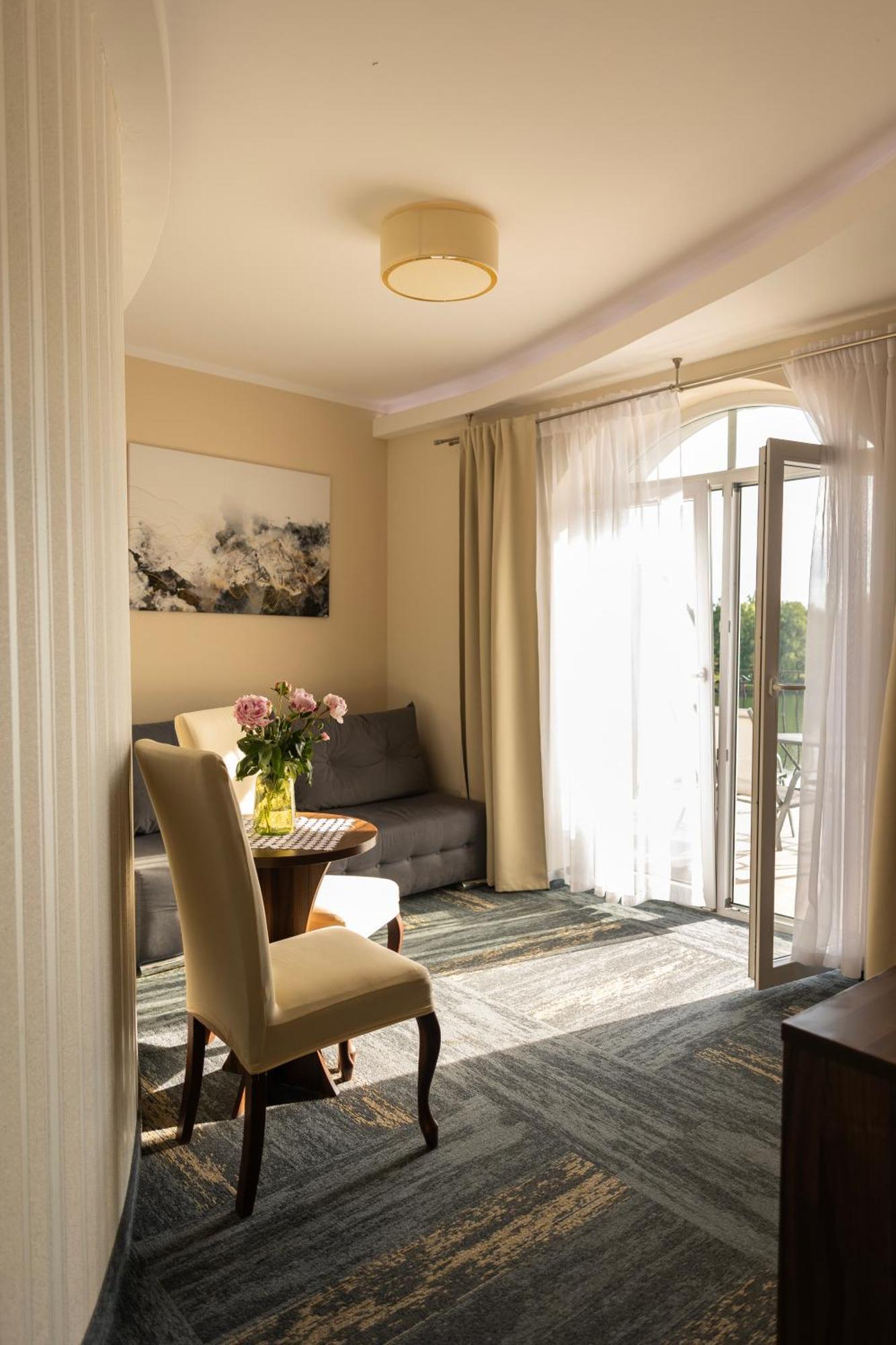 Hotel Woinski Spa Lubniewice Extérieur photo