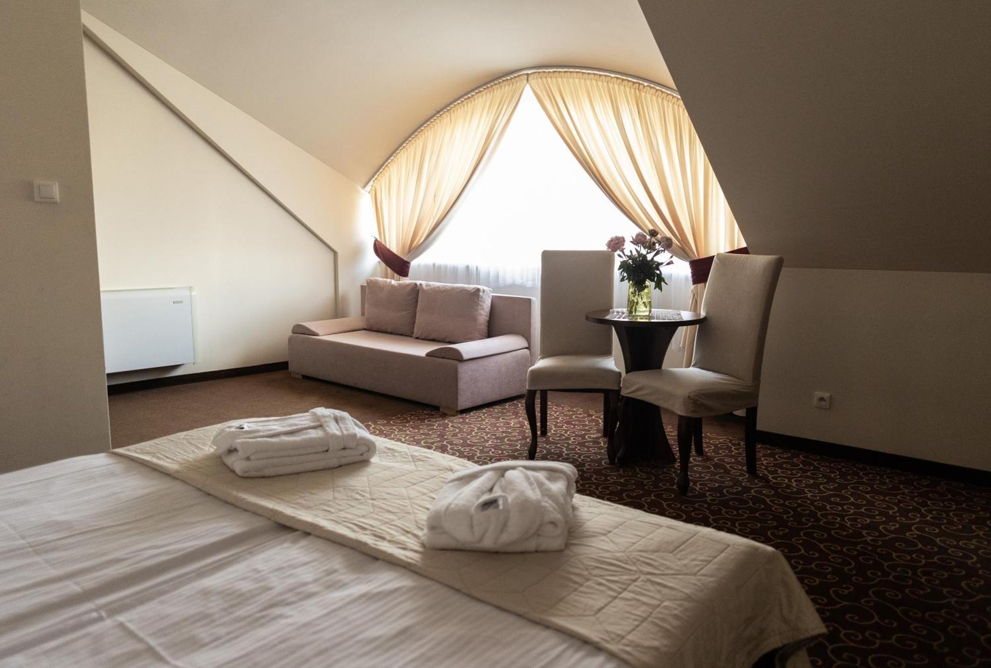 Hotel Woinski Spa Lubniewice Extérieur photo