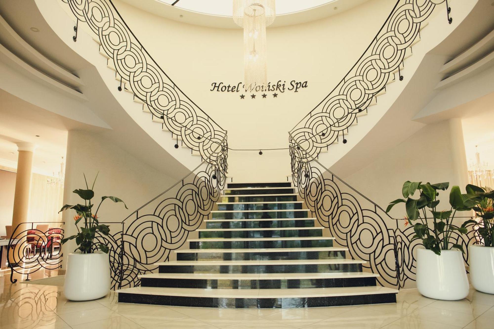 Hotel Woinski Spa Lubniewice Extérieur photo